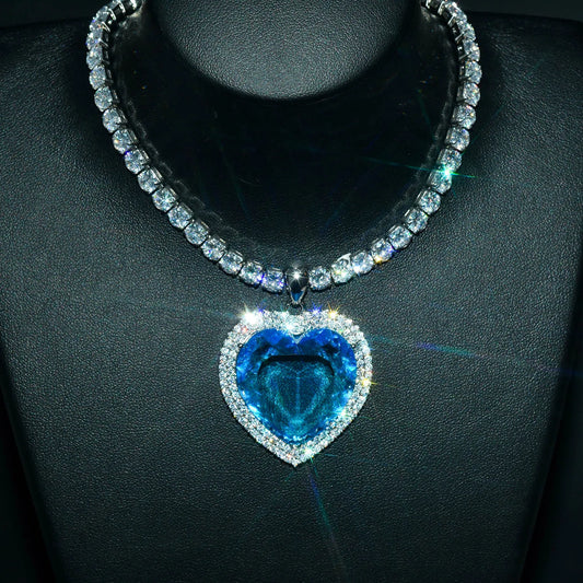 Warm Titanic Heart Sea Necklace for women's